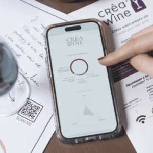 Fiche aromatique sur téléphone Atelier Dégustation vin Créawine